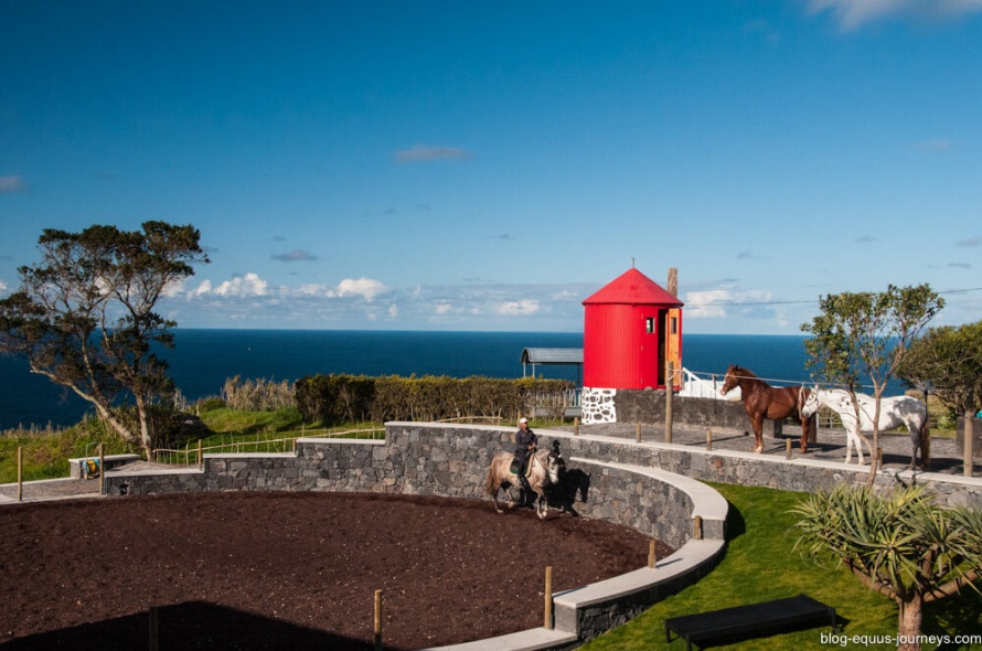 A magical riding holiday at the Patio's Lodge in Azores @BlogEquusJourneys