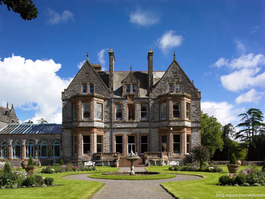 Castle Leslie in Ireland - a luxury riding holiday!